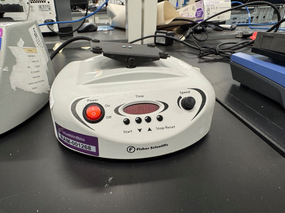 Image of Fisher Scientific Vortex Mixer